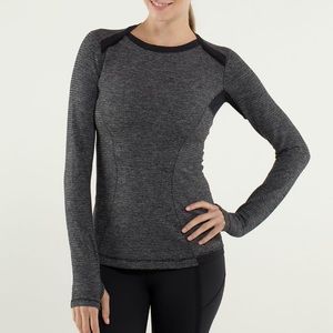 Lululemon Bass Runner Long Sleeve Mini Pique Black